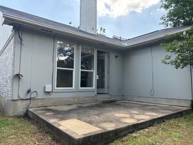Building Photo - 1612 Darley Arabian Dr