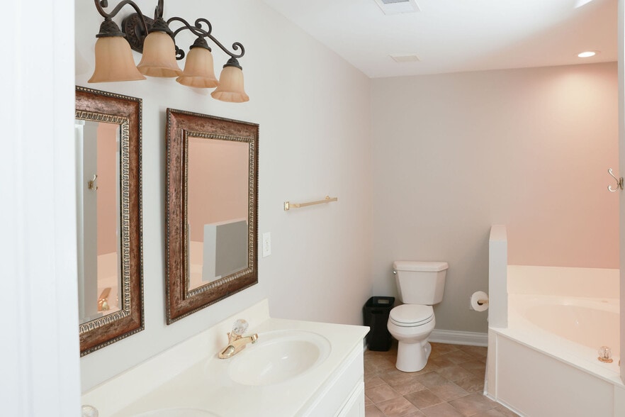 Building Photo - 3288 Snaffle Rd