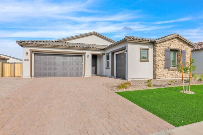 Building Photo - 3130 E Flintlock Dr