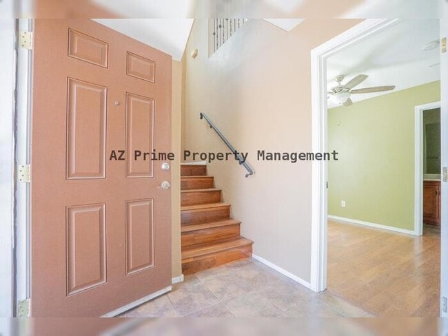 Building Photo - 5616 S 21st Pl