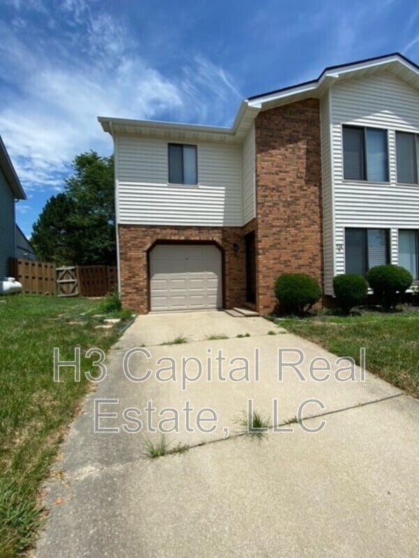 Primary Photo - 114 Clinton Hill Dr