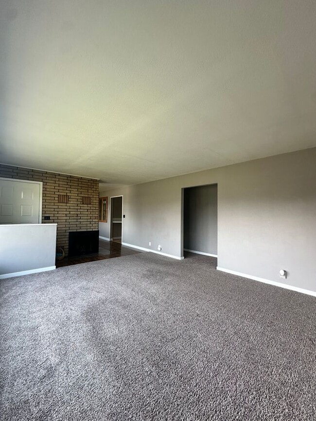Building Photo - Charming 3-Bedroom, 1.5-Bath Home with Pool & Outdoor Entertaining Oasis