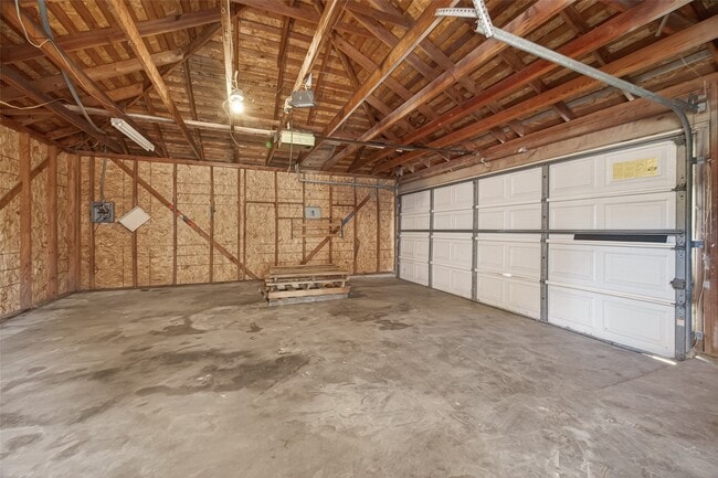 Building Photo - 13335 Trompilla Ln