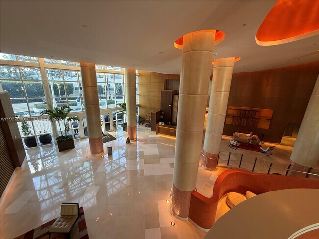 Building Photo - 400 Alton Rd