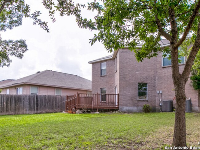 Building Photo - Spacious 5BR Home in NW San Antonio | Deck, High Ceilings & Prime Alamo Ranch Location