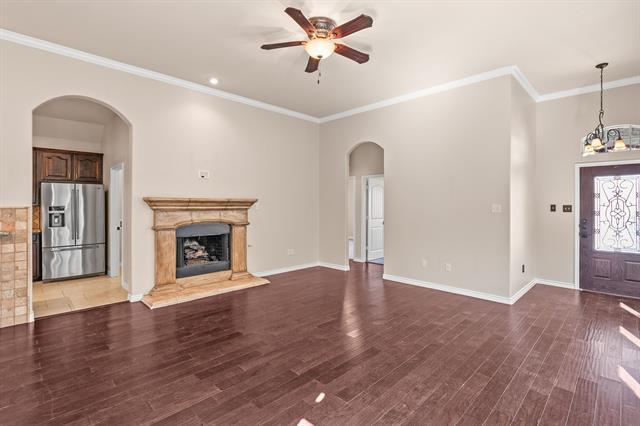 Building Photo - 1810 Sanderlain Ln