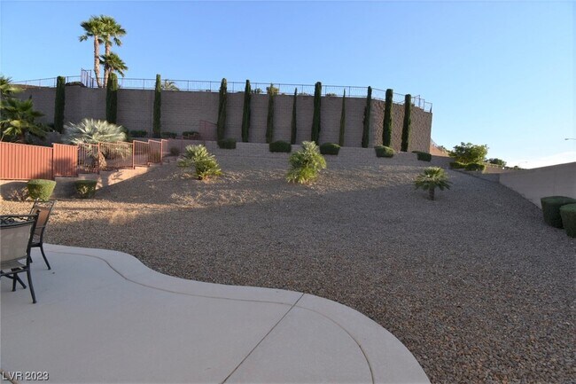 Building Photo - 2301 Orangeburg Pl