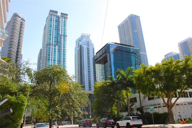Building Photo - 1300 S Miami Ave
