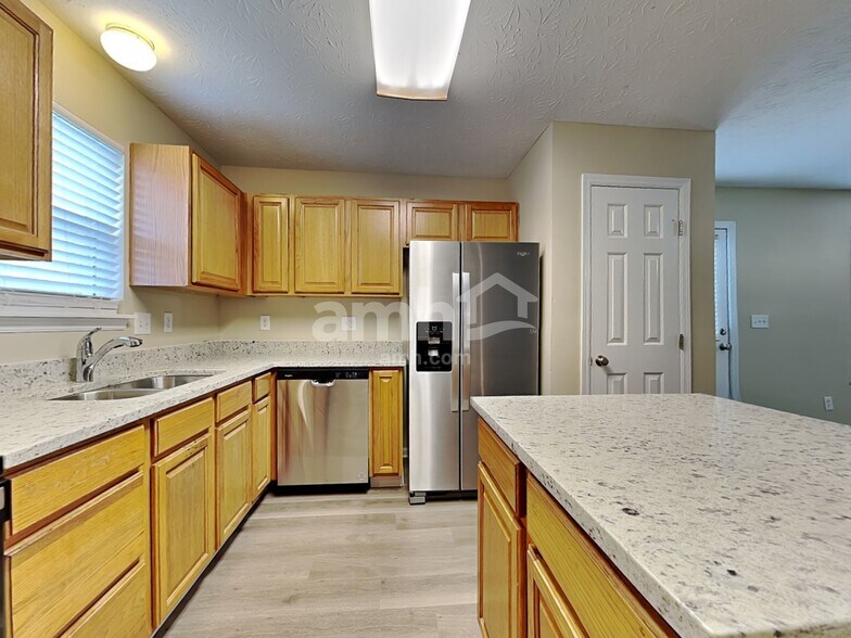 Building Photo - 11 Glenpark Ct