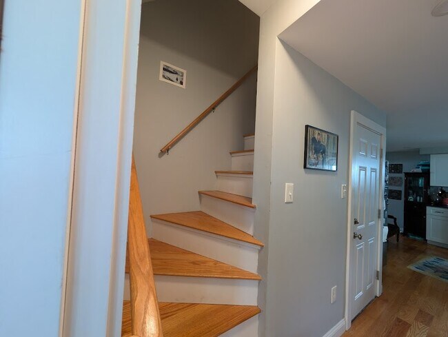 Building Photo - 11 Kearney St