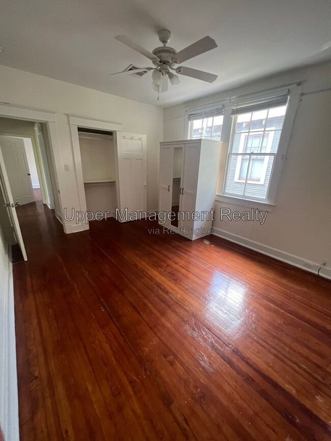 Building Photo - 1533 Lowerline St