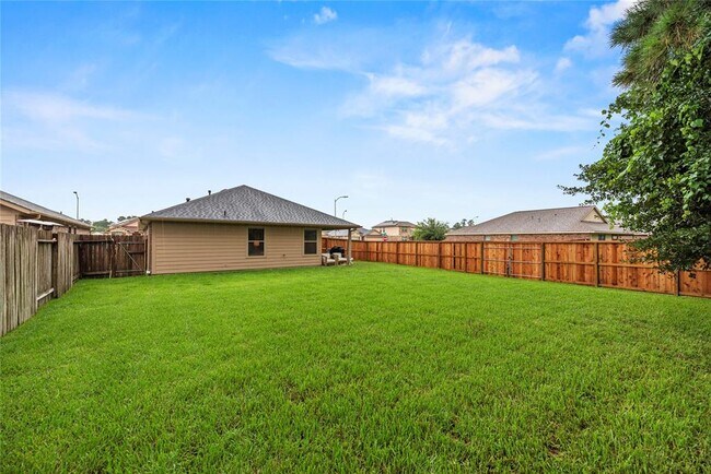 Building Photo - 9703 Paloma Creek Dr