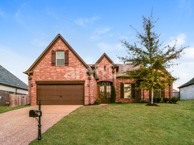 Building Photo - 45 Donna Lyn Dr