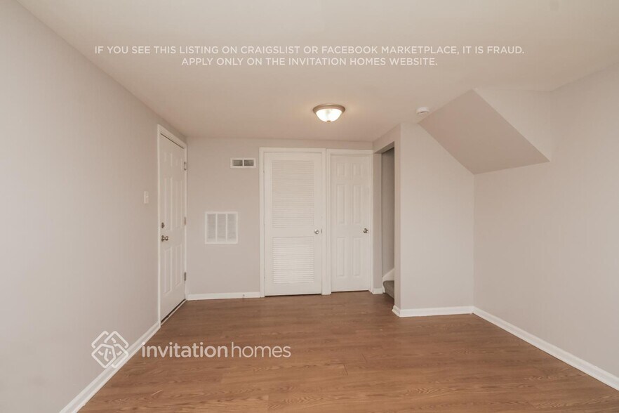 Building Photo - 3510 Maple Ln