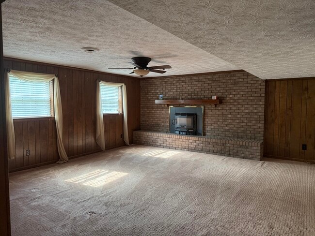Building Photo - 3924 Gladman Way