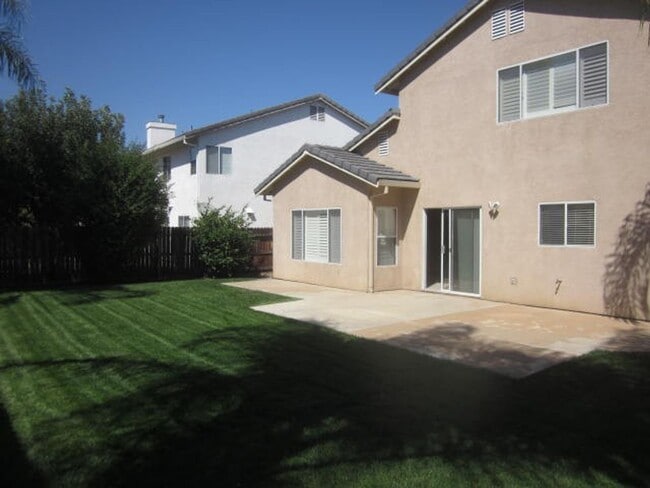 Building Photo - 221 Ali Ct