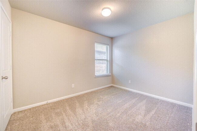 Building Photo - 3939 McDonough Way