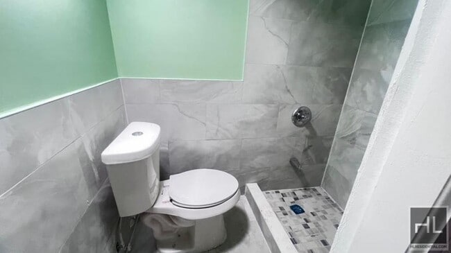 Building Photo - 2 bedroom in BROOKLYN NY 11203