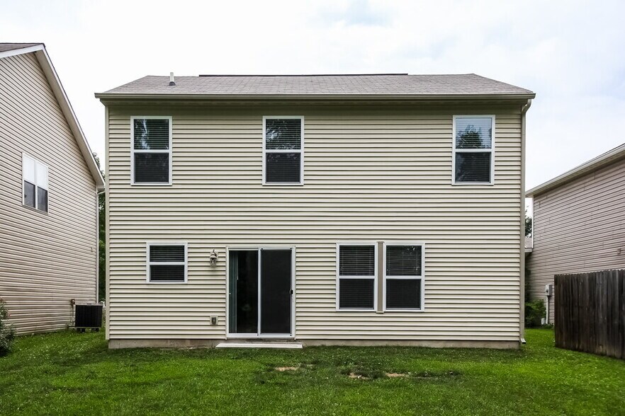 Building Photo - 1192 N Aberdeen Dr