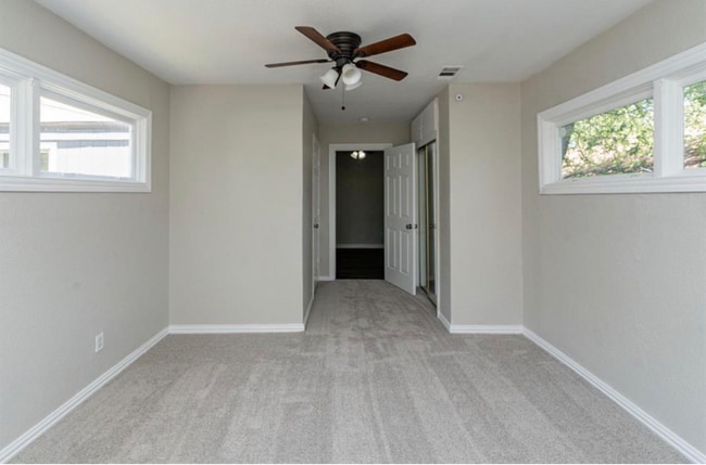 Building Photo - 5633 Curzon Ave