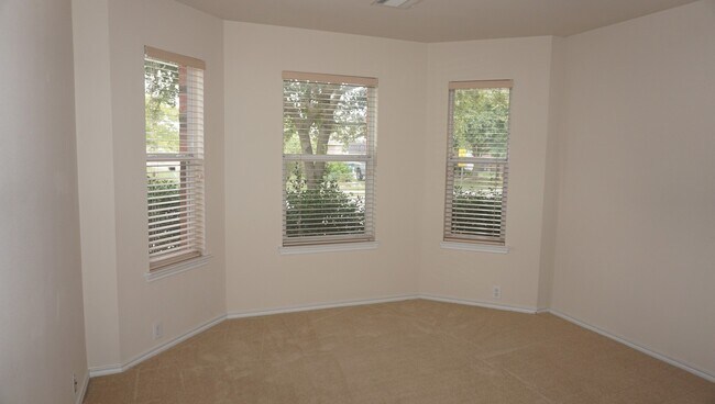 Building Photo - 15619 Turfway Park