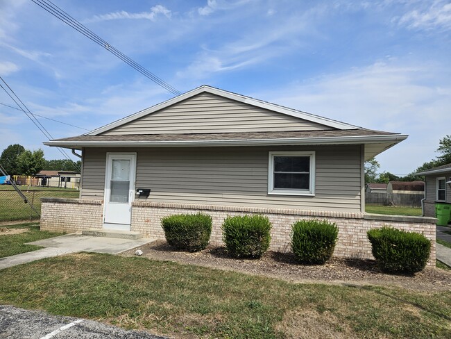 Building Photo - 158 Hillcrest Ave