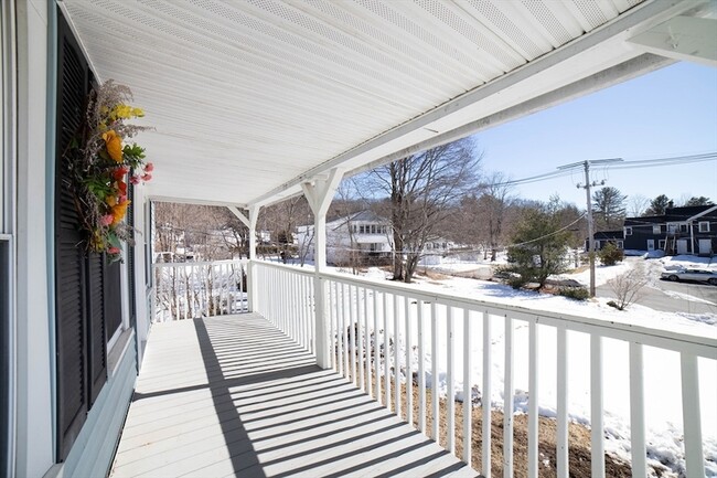 Building Photo - 5 Maple Ave