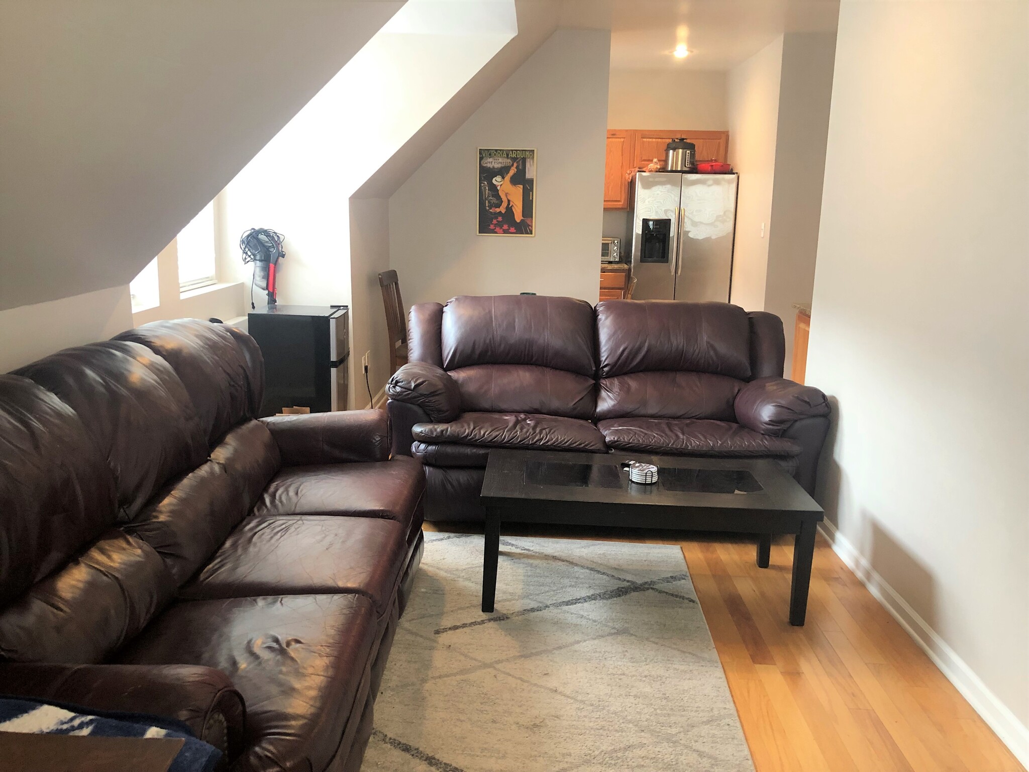 Living Room - Beautiful natural lighting - 5931 Walnut St