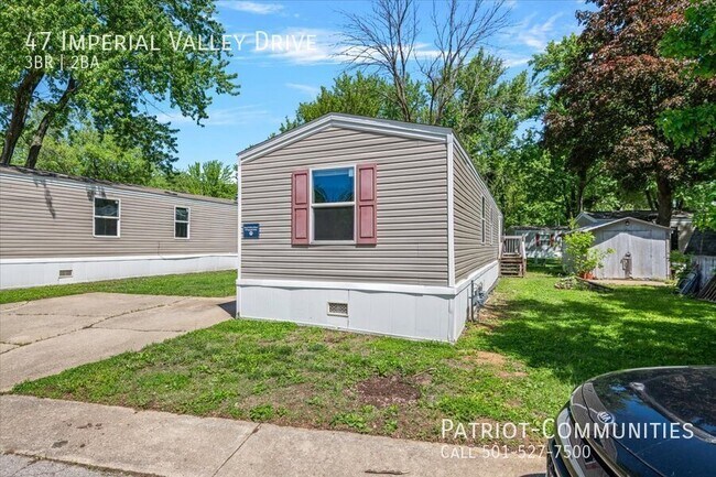 Building Photo - 47 Imperial Valley Dr