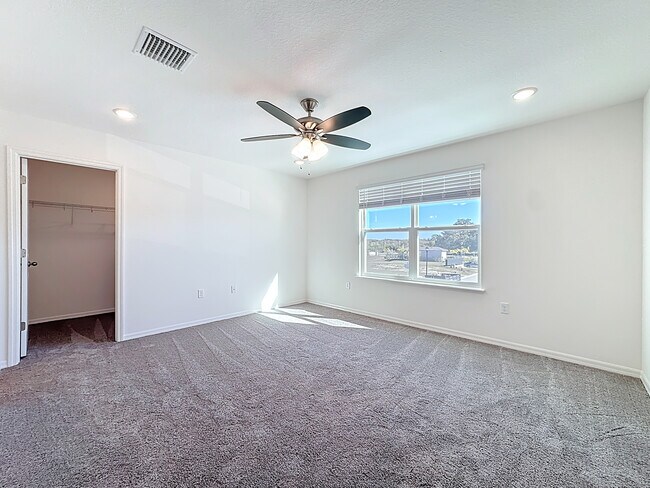 Building Photo - 3741 Academia Ave