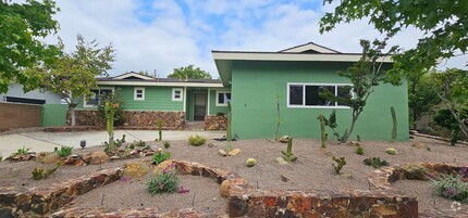 Building Photo - DEL CERRO / SAN DIEGO - Newly Remodeled Ch...