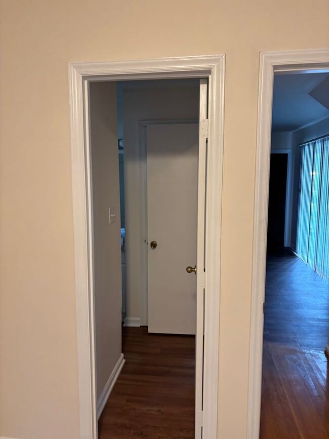 Building Photo - One Month Free **Limited Time**Prime Location