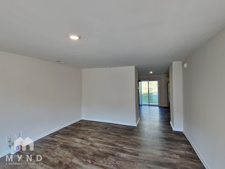 Building Photo - 2042 Ryker Davis Ln