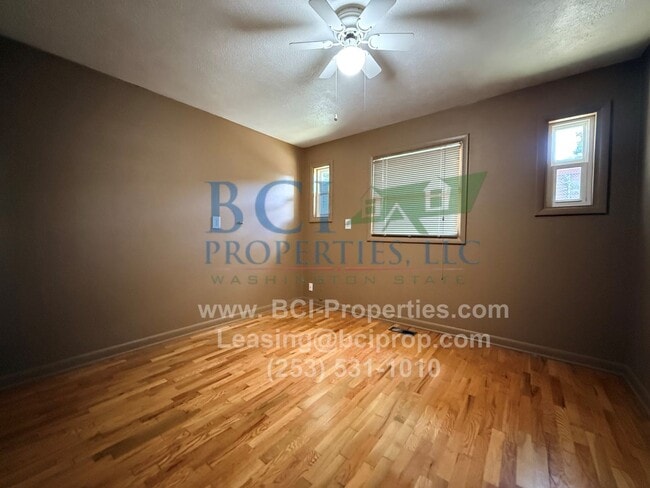 Building Photo - Beautiful Charming 2 bedroom house in North End Tacoma