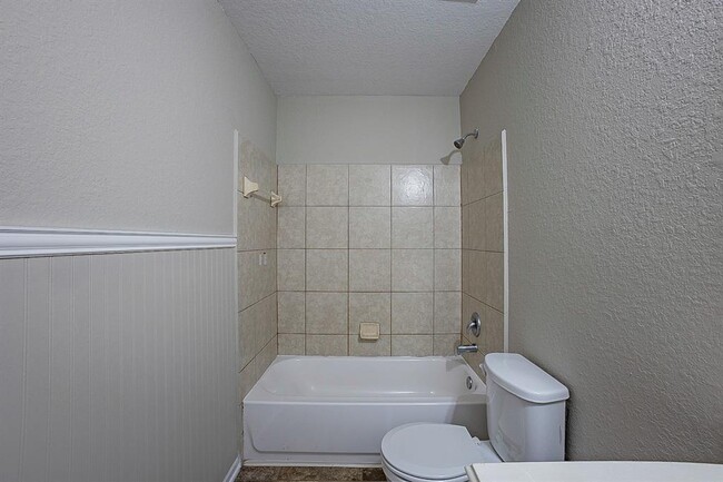 Building Photo - 3039 Upland Spring Trace