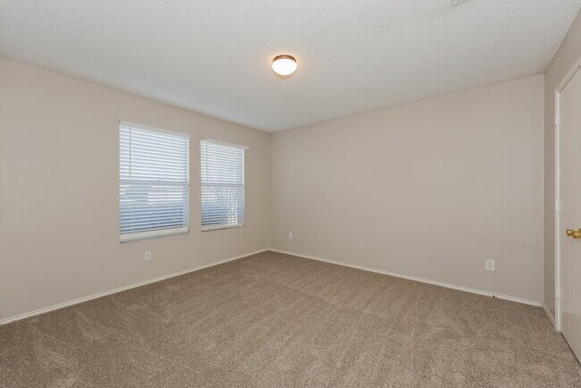 Building Photo - 4229 Gray Fox Dr