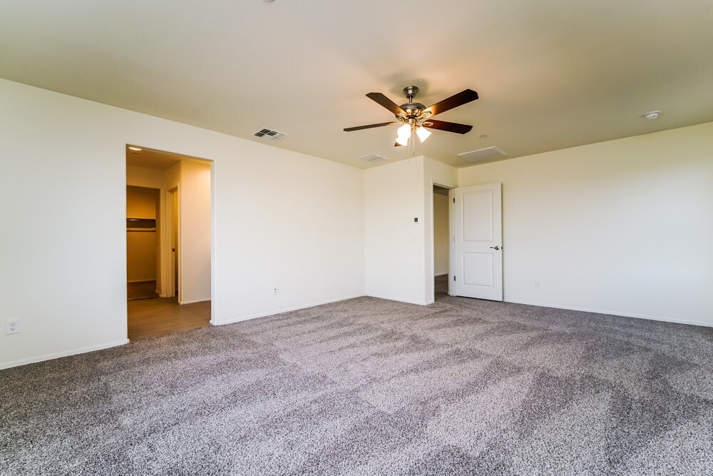 Building Photo - 10696 W Embrey Dr