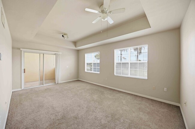 Building Photo - 1195 Villagio Cir