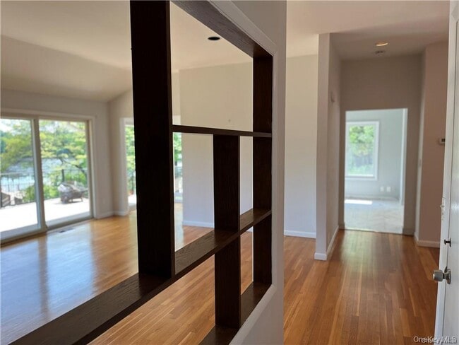 Building Photo - 13 Dock Pathway St