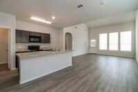Building Photo - 8228 Runner Oak Ln