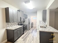 Building Photo - 501 Gibson Dr