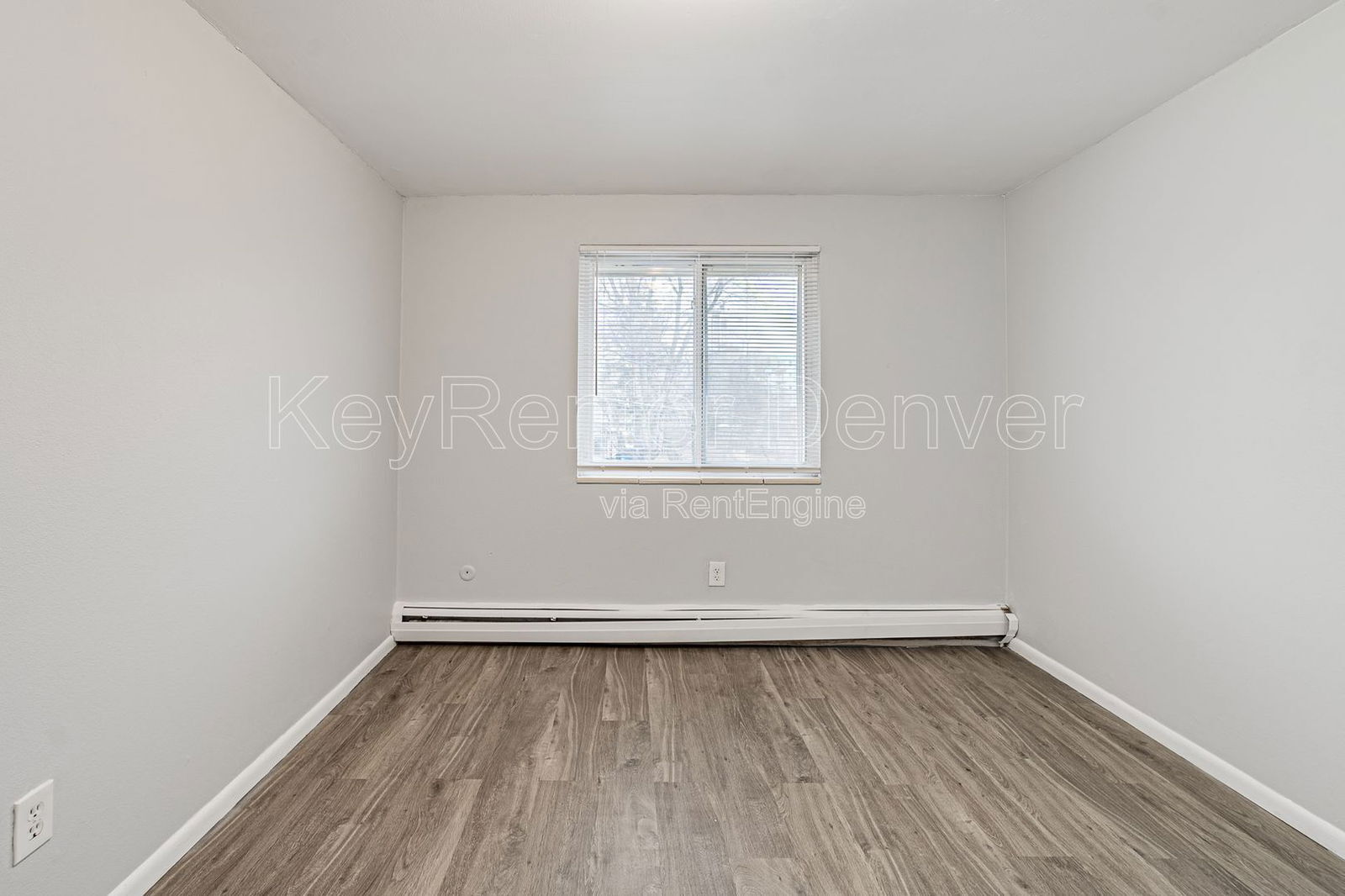 Building Photo - 1280 Zephyr St