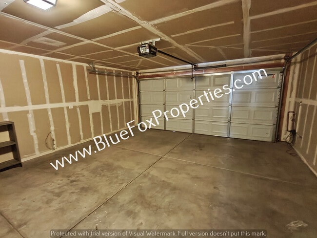 Building Photo - 5257 N Crowley Ln