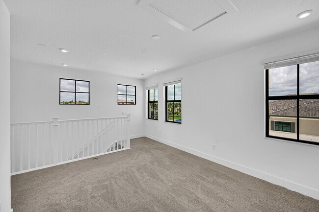 Building Photo - 9528 St Germain Dr