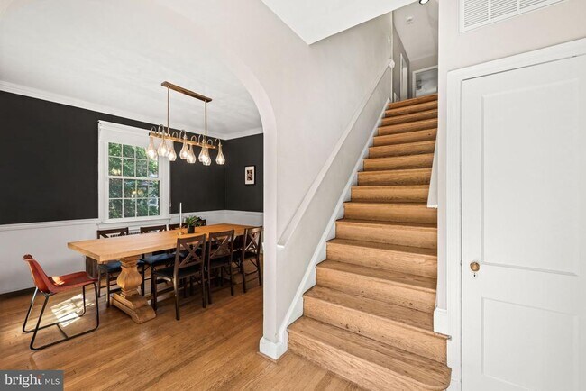 Building Photo - 1623 Jonquil St NW