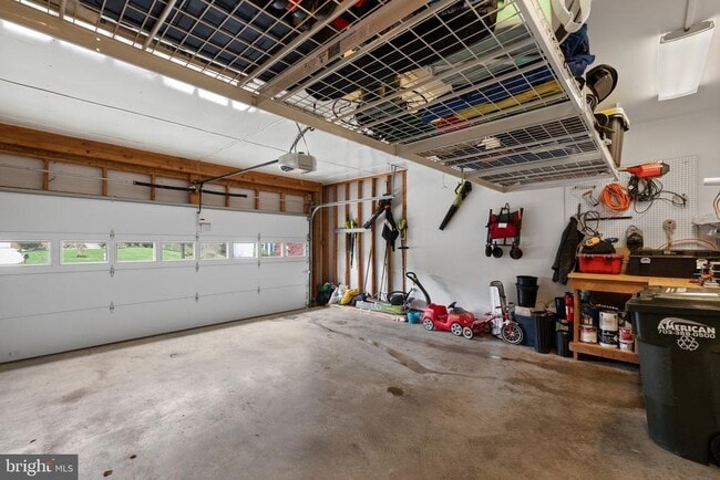Building Photo - 46568 Hampshire Station Dr