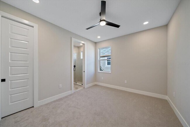 Building Photo - 8387 Windbound Ct