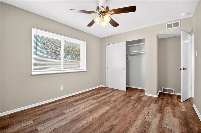 Building Photo - Morganford Motherrrr