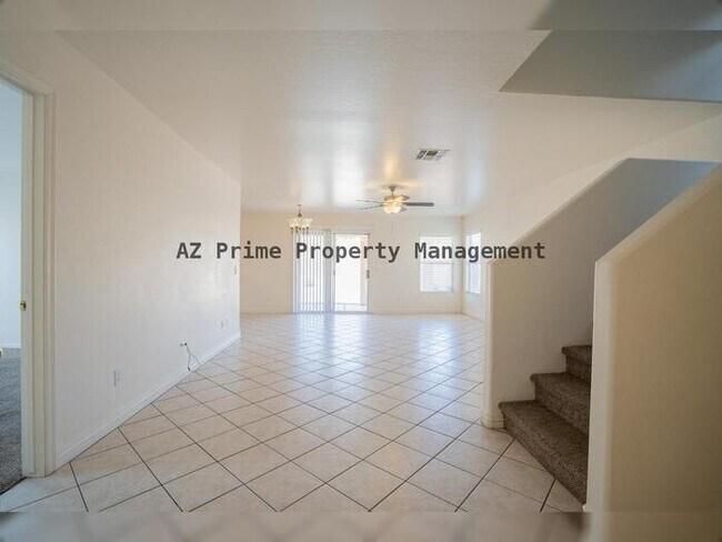 Building Photo - 13002 W Paradise Dr