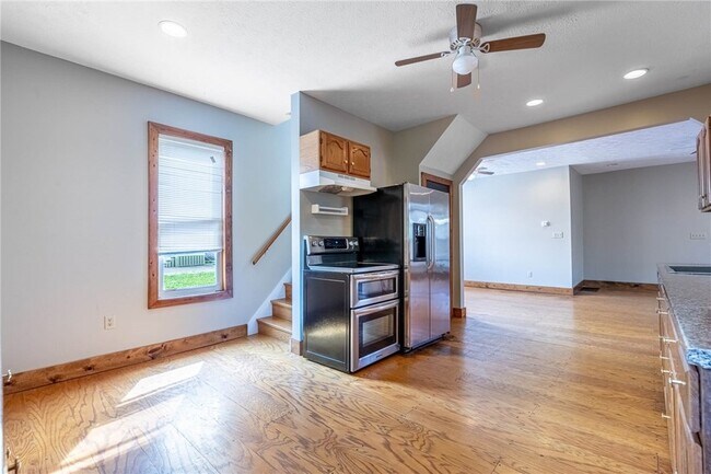 Building Photo - 244 Quitman St